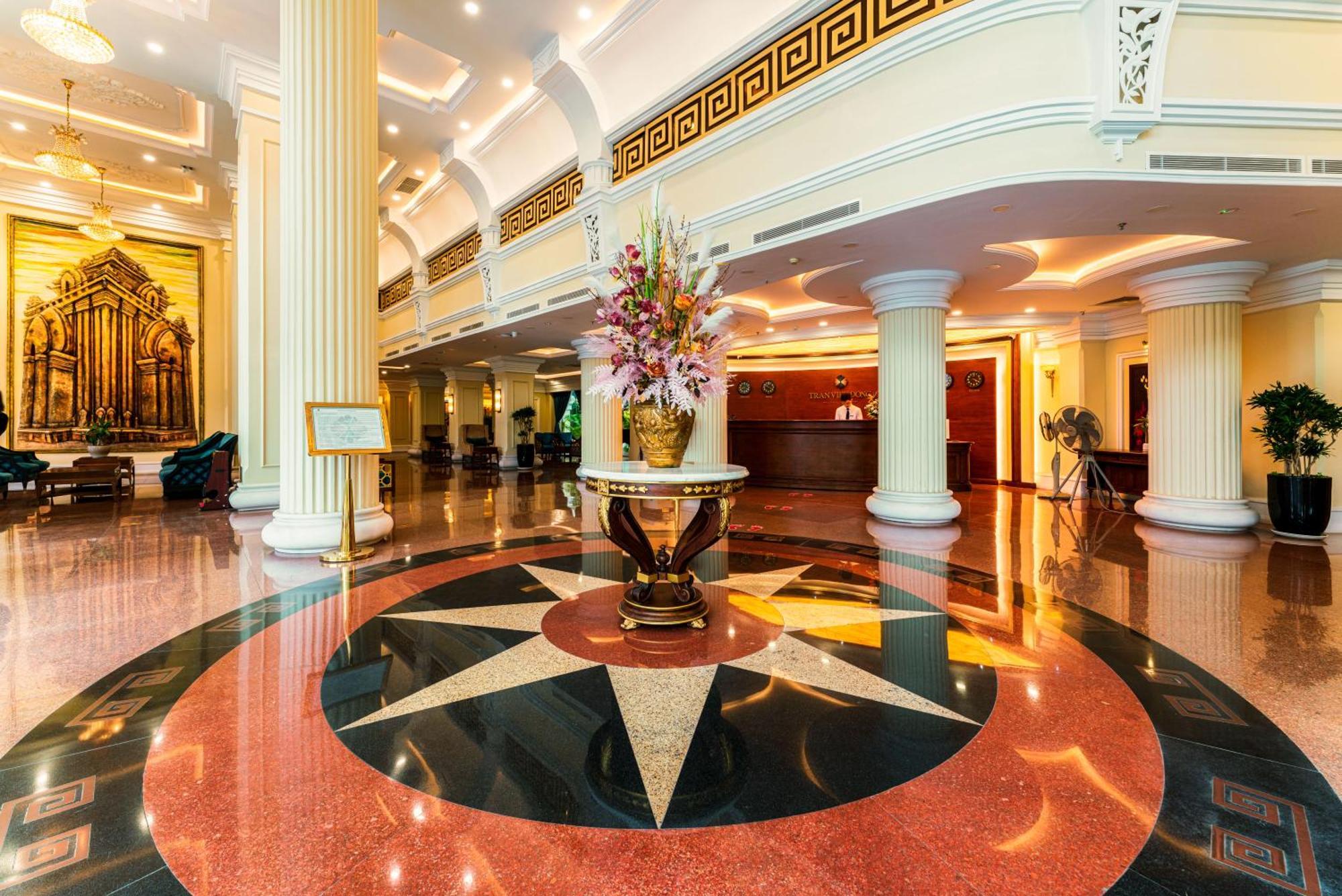 จัน เวียน ดอง Hotel ญาจาง ภายนอก รูปภาพ