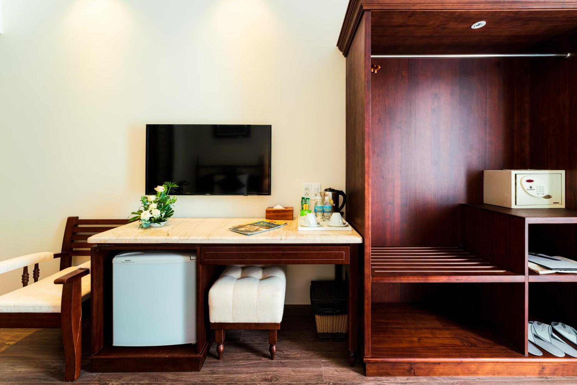 จัน เวียน ดอง Hotel ญาจาง ภายนอก รูปภาพ
